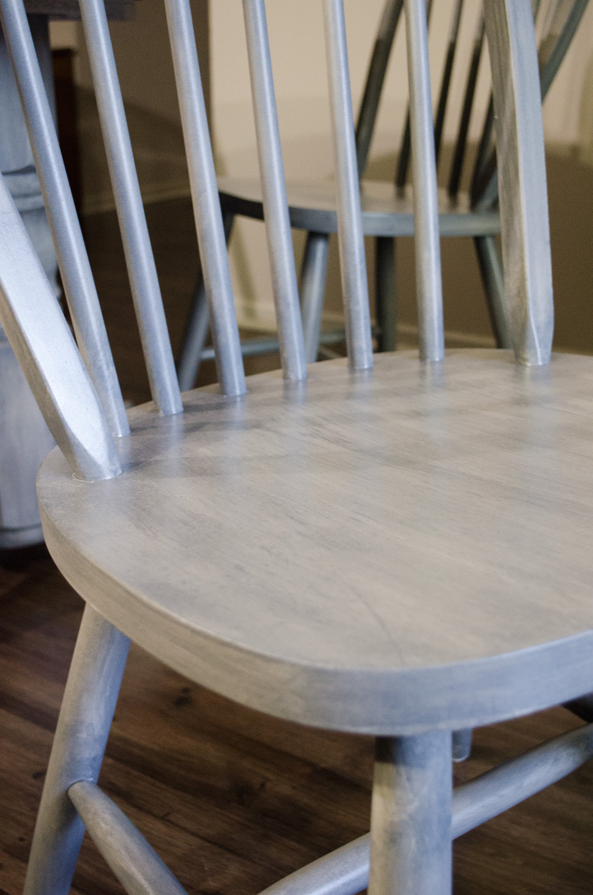 Shabby Chic Weathered Gray Kitchen Table and Chairs - Solid Oak Table - Image 7