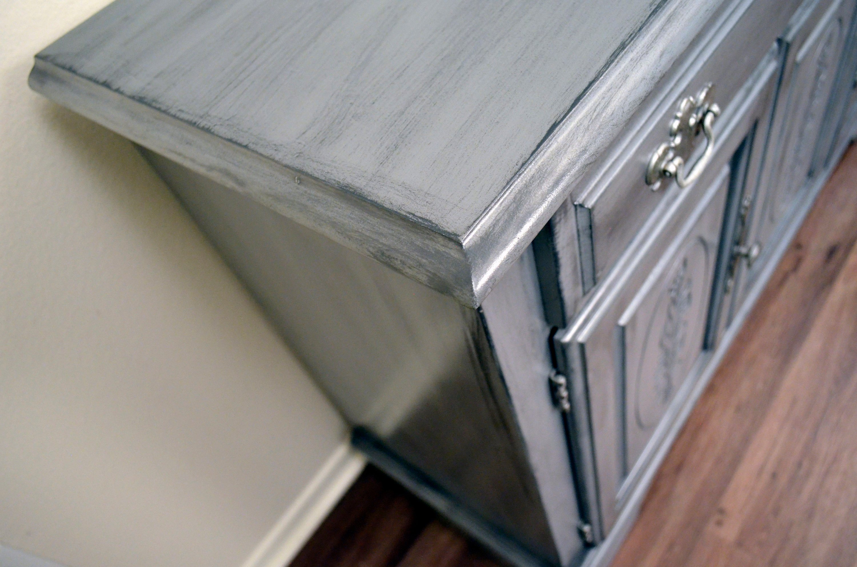 2 Door Vintage Hutch/Buffet - Designer Vintage Gray - Image 11